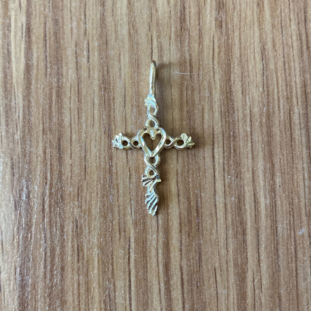 ❤️ 14K Gold Cross Pendant NWOT